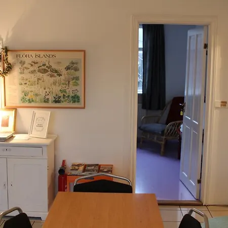 Von Guest house 2*